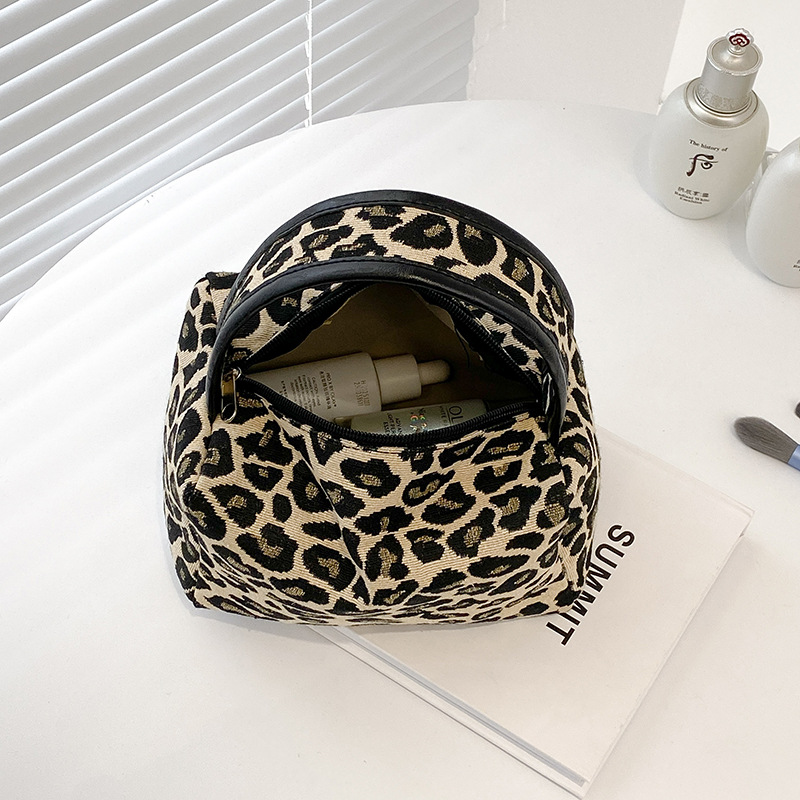 Leopard Makeup Bag Luxury  Lar - Luxury Skincare & Spa Photos 评论和价格